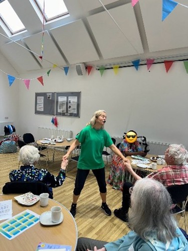Dementia  Dementia Singing East Sussex providing entertainment at the Crowborough Cafe